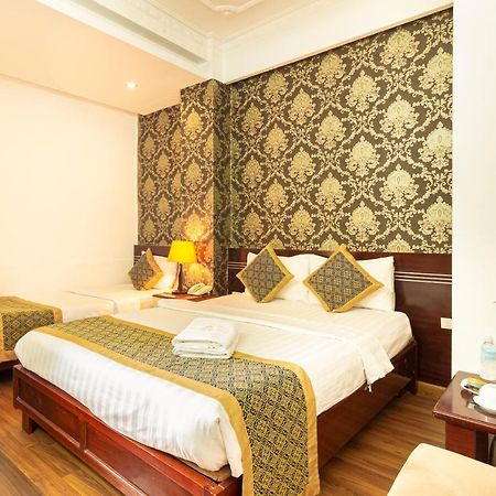 Saigon Odyssey Hotel - The Art Ho Chi Minh City Exterior photo
