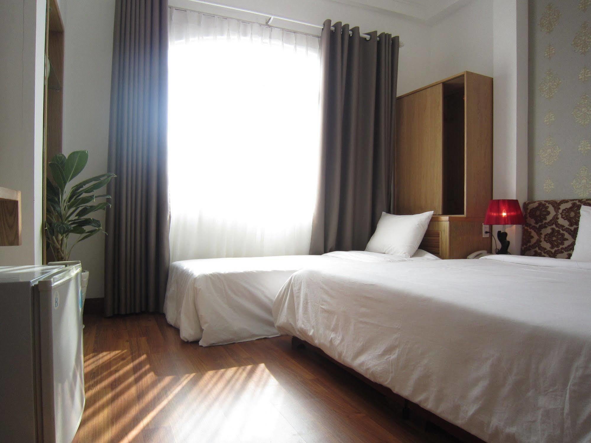Saigon Odyssey Hotel - The Art Ho Chi Minh City Exterior photo