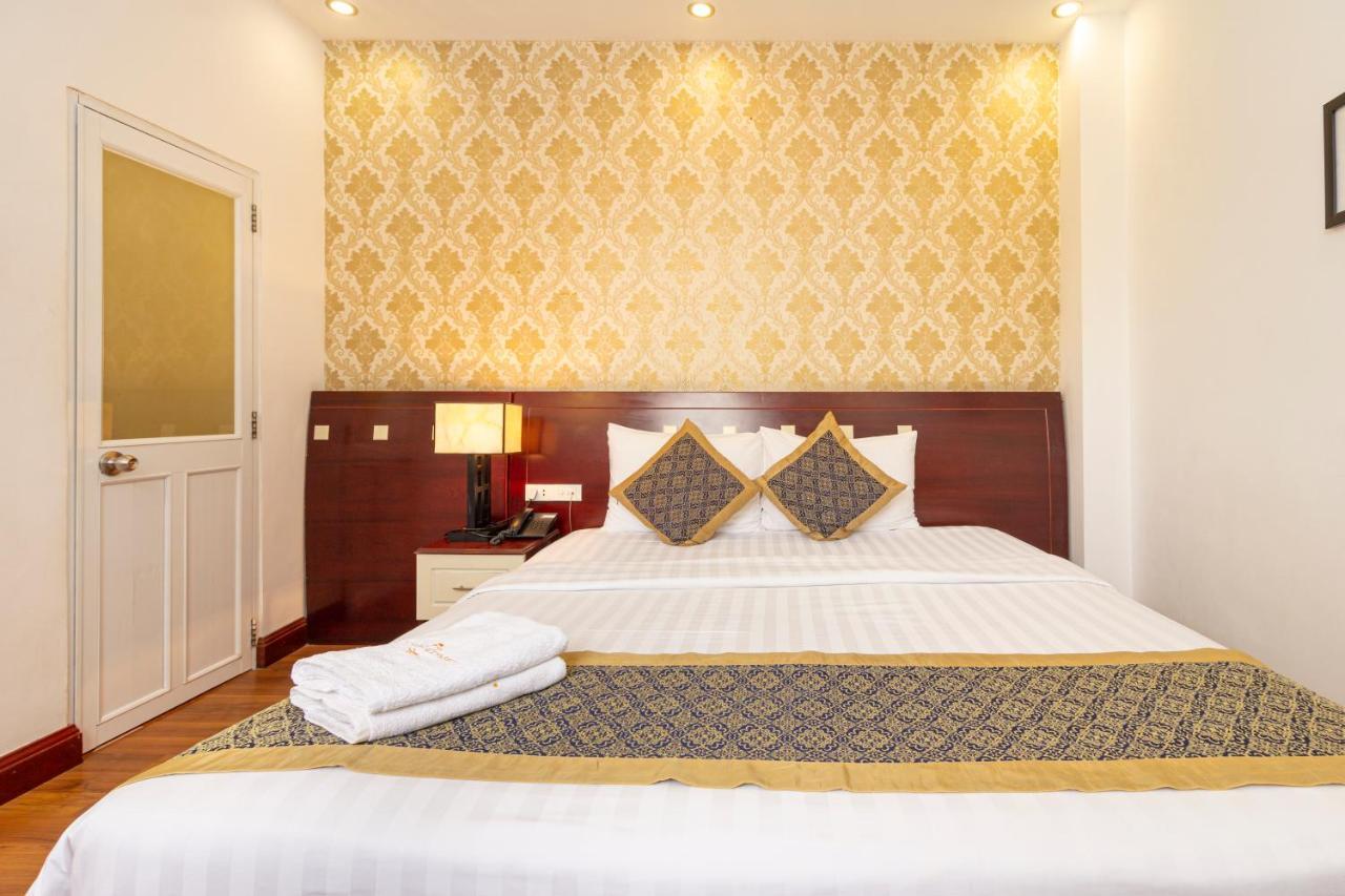 Saigon Odyssey Hotel - The Art Ho Chi Minh City Exterior photo